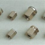 Fixations pour potentiomètres